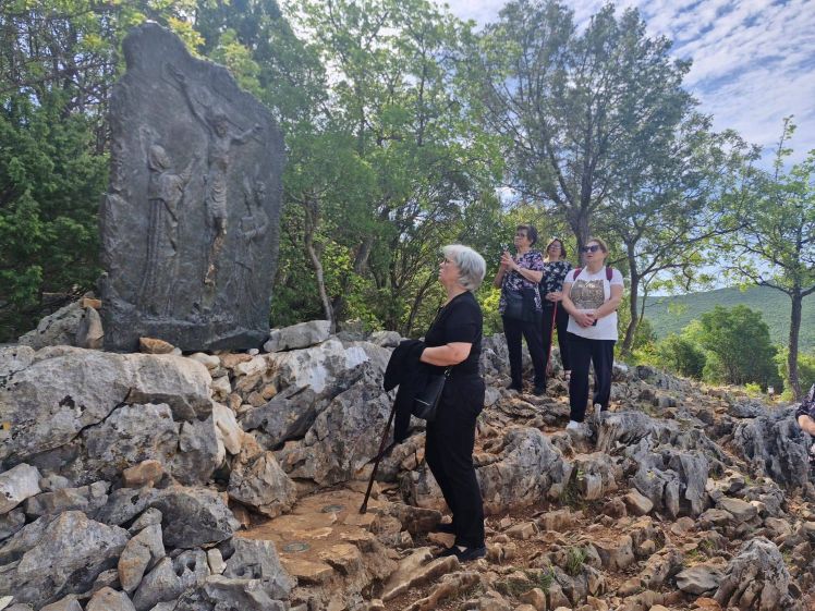 Hrvatska zajednica udruga roditelja poginulih branitelja domovinskog rata
